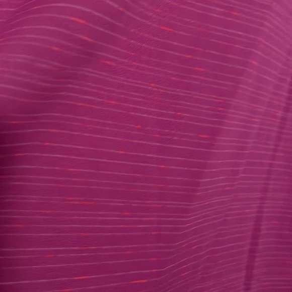 Reebok Pink Short Sleeve V neck t shirt  XL - Picture 7 of 11